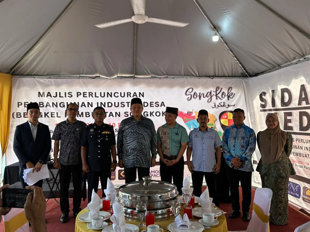 Village Industry Development Launch Ceremony (Songkok Making Workshop)